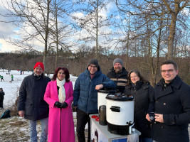 Punschstand am Weiher